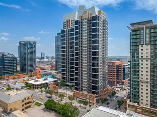 305 - 1320 1 Street SE