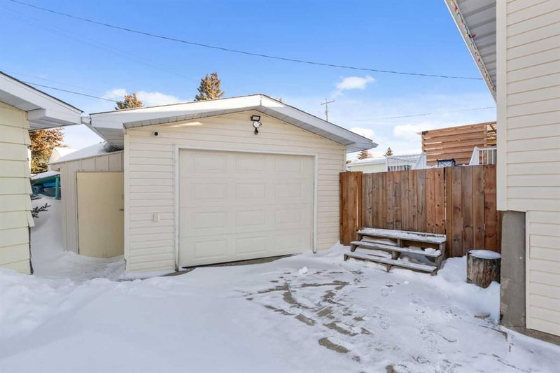 22 Southview Avenue, Swan Hills, T0G 2C0 | Image 3