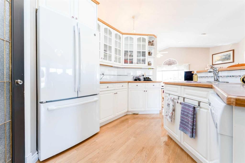 Listing Image 18
