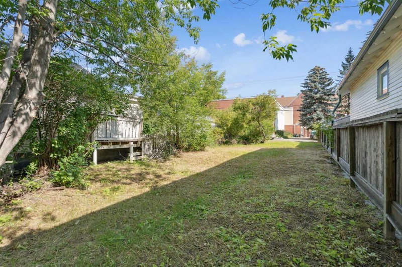 206 12 Avenue NW, Calgary, T2M 0C5 | Image 3