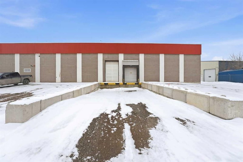 8 - 4622 61 Street, Red Deer, T4N 1C2 | Image 2