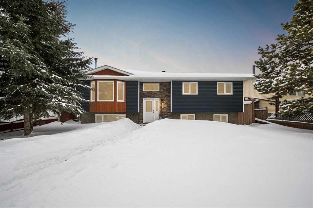 Recently sold home in Thickwood