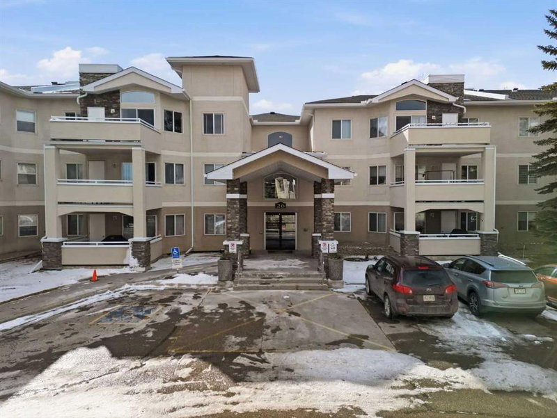 203 - 26 Country Hills View NW, Calgary, T3K 5A4 | Image 2