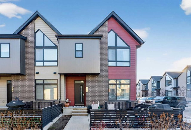 1305 Sage Meadows Gardens NW