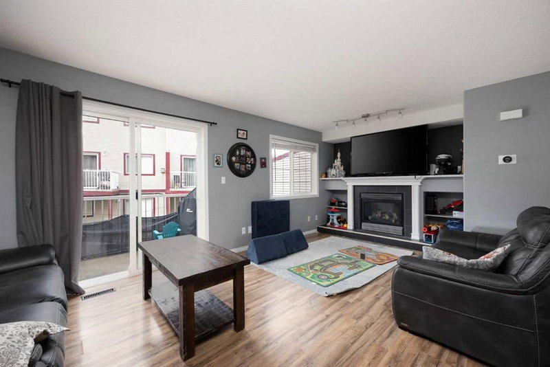 7 - 220 Swanson Crescent, Fort McMurray, T9K 2W5 | Image 2