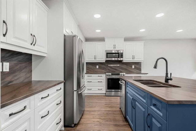 175 Kincora Crescent NW