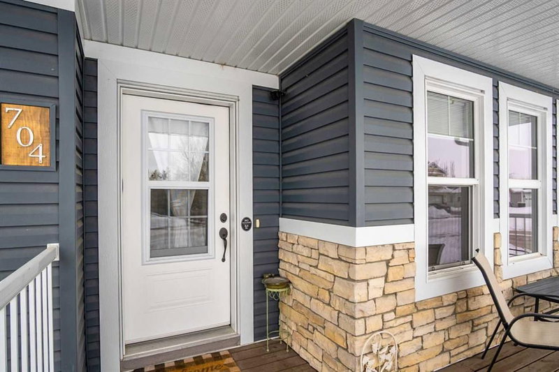 704 Stonehaven Drive, Carstairs, T0M0N0 | Image 2
