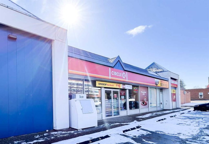 102 6 Avenue SE, Medicine Hat, T1A 2S2 | Image 2