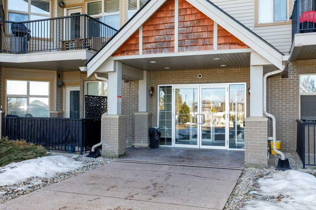 114 - 100 Lakeway Boulevard