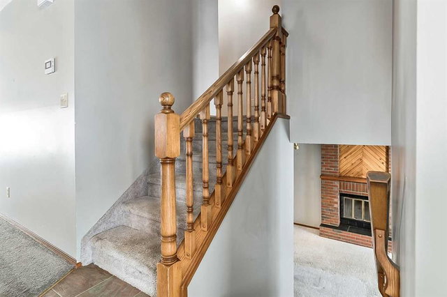 104 Macewan Meadow Way NW