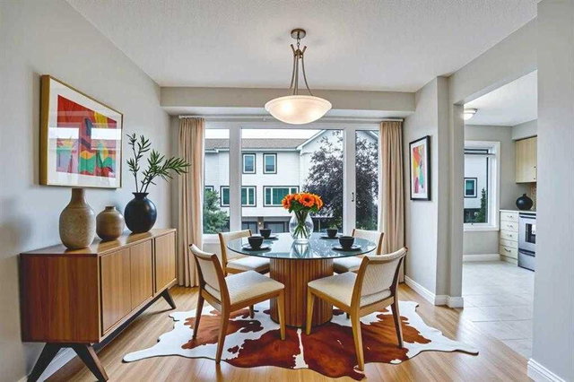 219 Coachway Lane SW