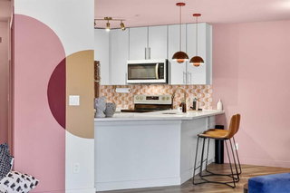 218 - 25 Richard Place SW