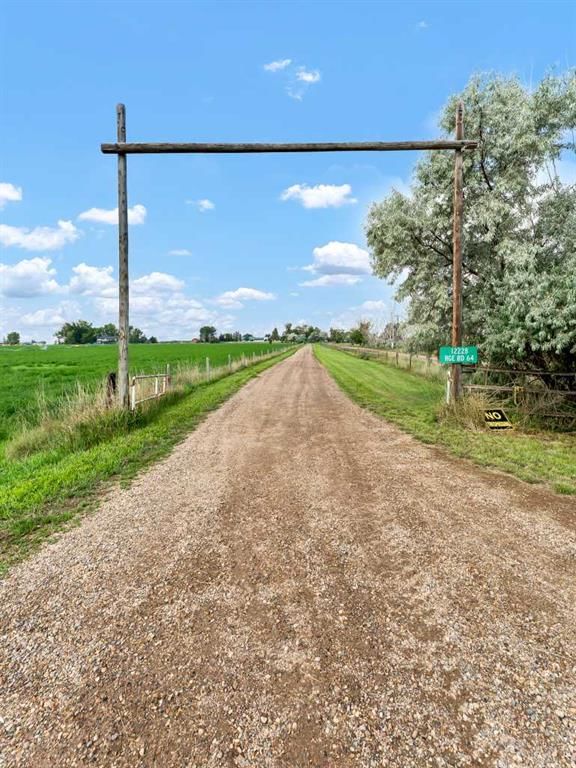 12228 Range Road 64