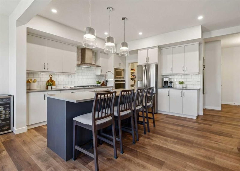 24 Willow Park Point, Cochrane, T4C 2V3 | Image 3