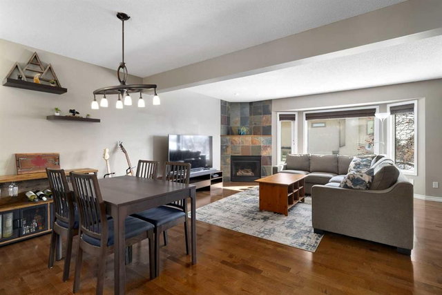 222 Christie Park Mews SW