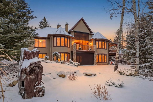 17 Hawks Landing Drive