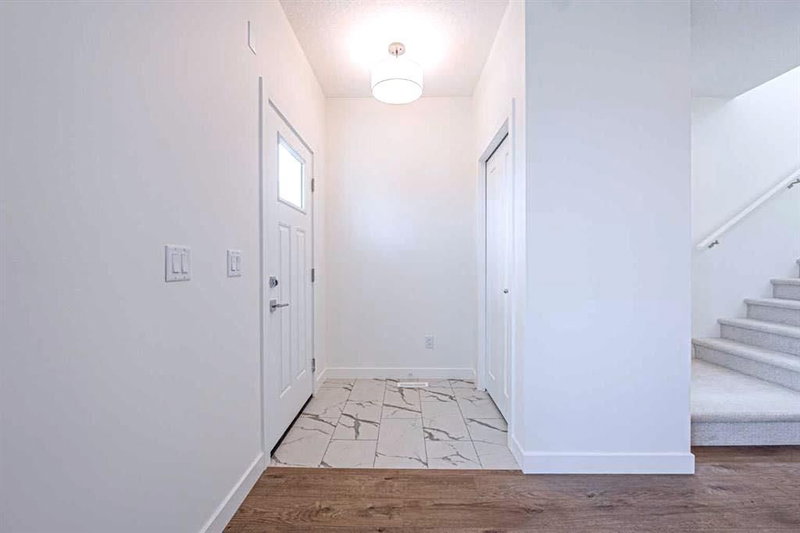 397 Dawson Wharf Road, Chestermere, T1X2W3 | Image 2