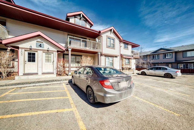 203 - 4 Everridge Square SW, Calgary, T2Y5J8 | Image 2