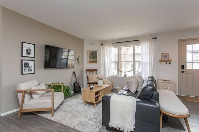 1011 - 31 Jamieson Avenue