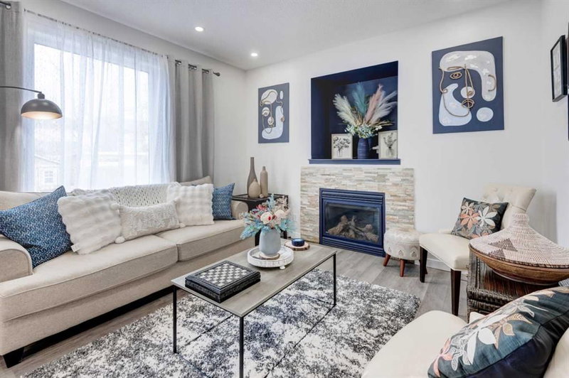 52 Bridlemeadows Common SW, Calgary, T2Y 4V4 | Image 2