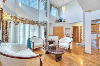 52 Country Hills Green NW