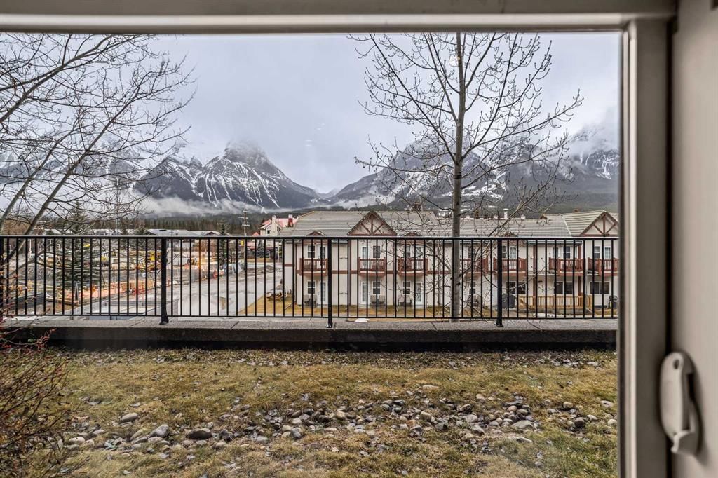 Listing Image 44