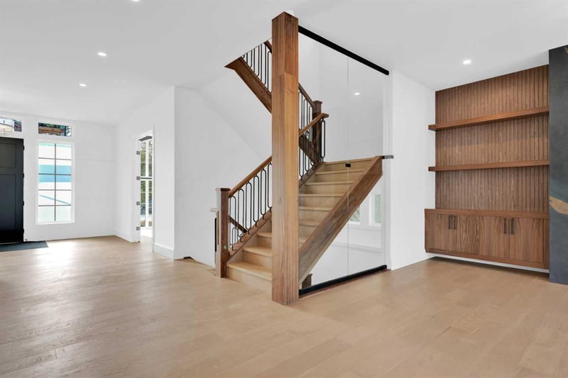 1605 9 Street NW, Rosedale — interior photo 5