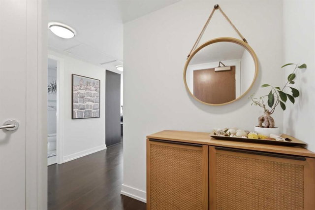 825 - 222 Riverfront Avenue SW