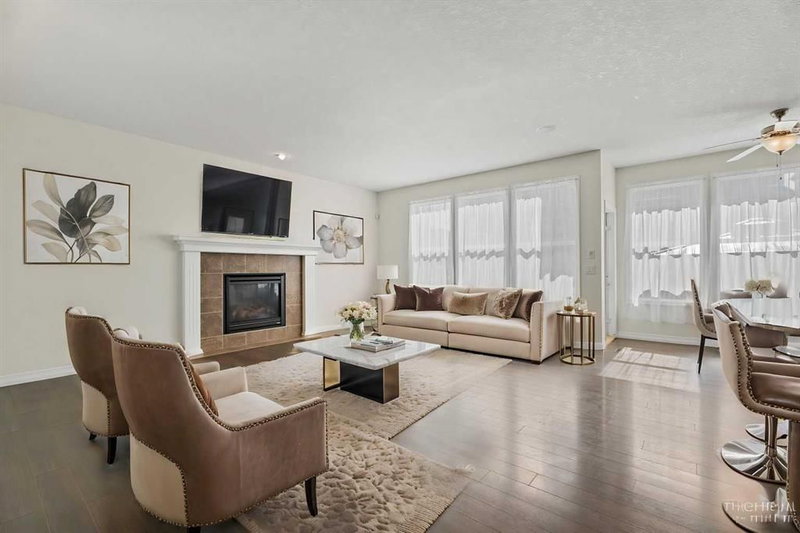 386 Mahogany Terrace SE, Calgary, T3M 0X4 | Image 2