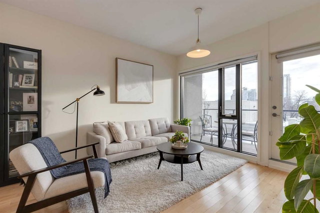 202 - 414 Meredith Road NE