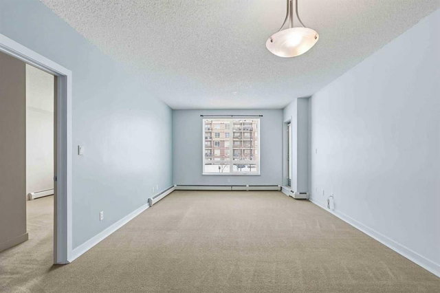 202 - 136A Sandpiper Road