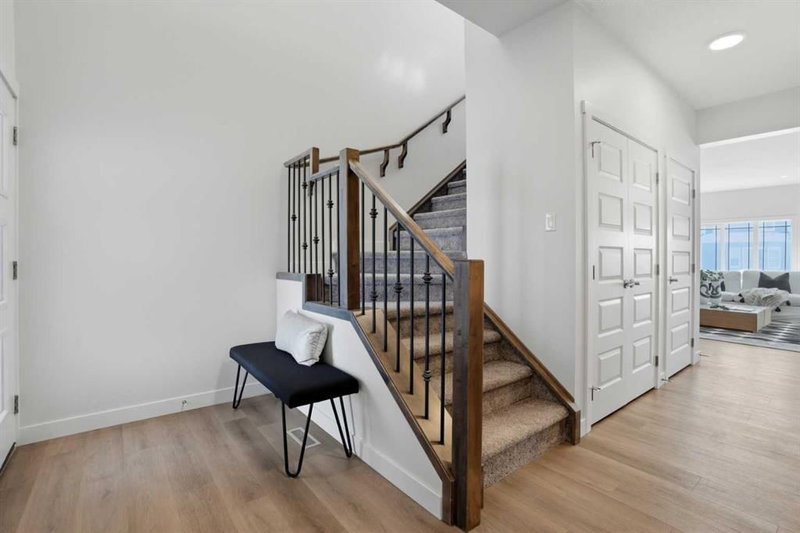 15 Homestead Gardens NE, Calgary, T3J 5T8 | Image 2