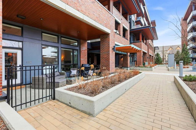 132 - 122 Mahogany Centre SE