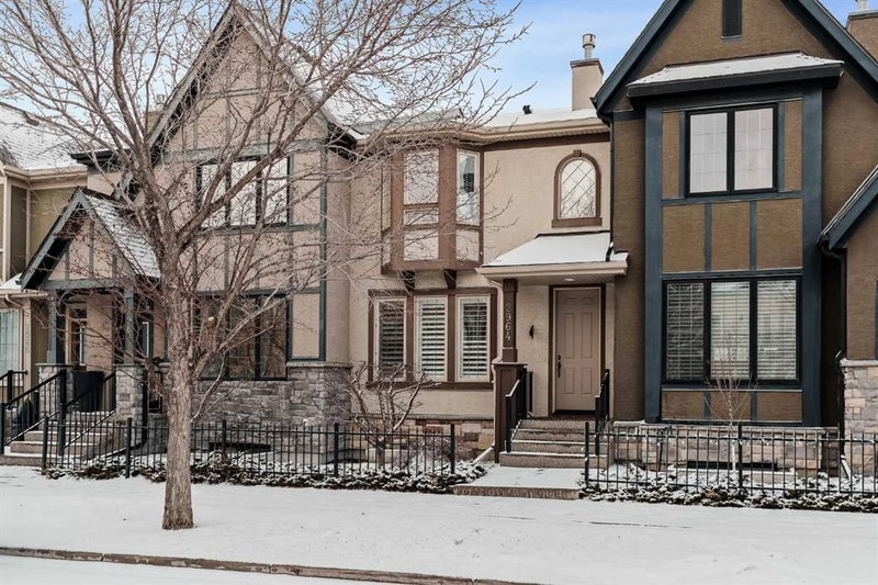 2964 Peacekeepers Way SW, Calgary, Alberta