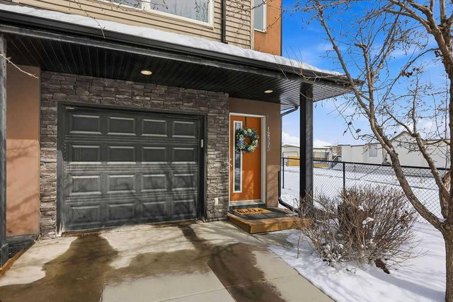 12993 Coventry Hills Way NE