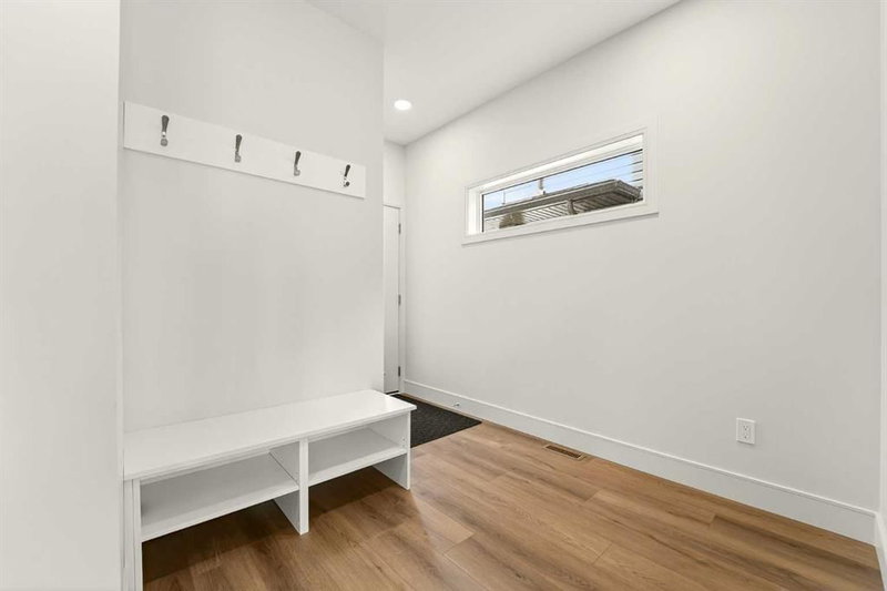 3109 44 Street S, Lethbridge, T1K 8L1 | Image 2