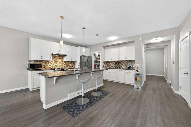 148 Walden Square SE, Calgary, T2X 0R9 | Image 3