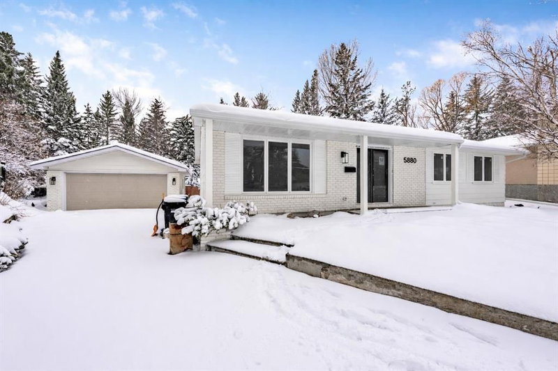 5880 Dalridge Hill NW, Calgary, T3A 1L9 | Image 2