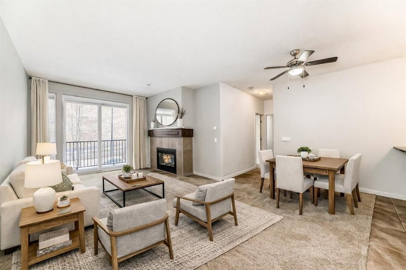 208 - 141 Mountain Street, Cochrane, T4C 1Z5 | Image 2