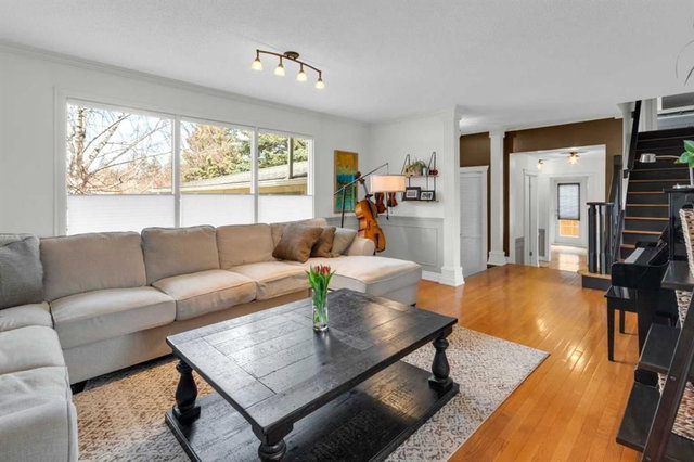 356 Cannington Place SW