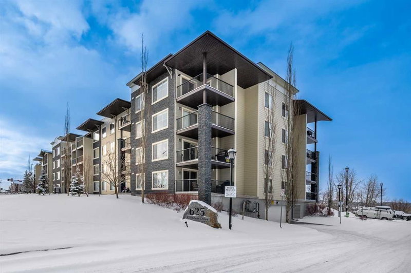 1310 - 625 Glenbow Drive, Cochrane, T4C 0S7 | Image 2