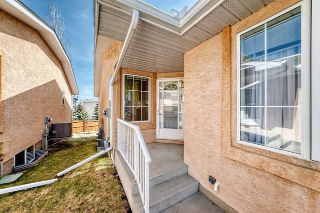 337 Harvest Lake Green NE