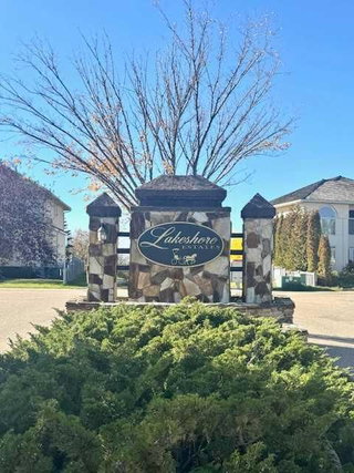 12606 Lakeshore Drive