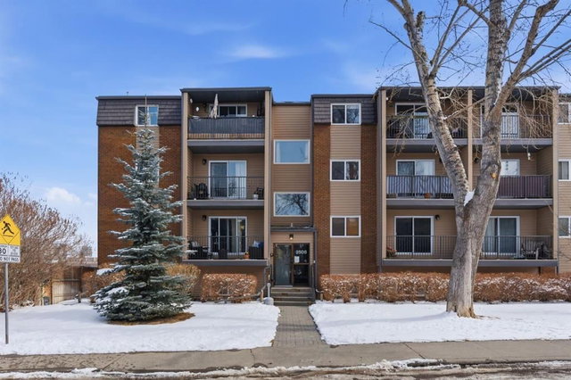 302 - 2508 17 Street SW