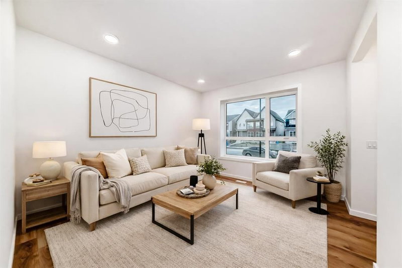 62 Starling Boulevard NW, Calgary, T3P 2V7 | Image 2