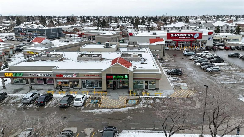 5 Falsbridge Drive NE, Calgary, T3J 3H4 | Image 3