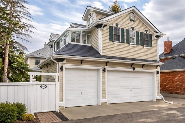 64 Inverness Lane SE