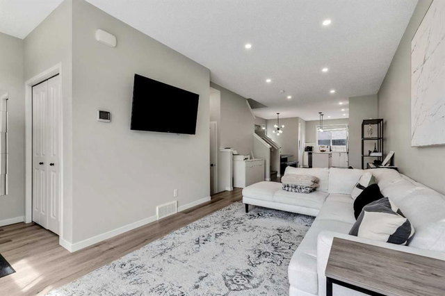 46 Creekstone Path SW