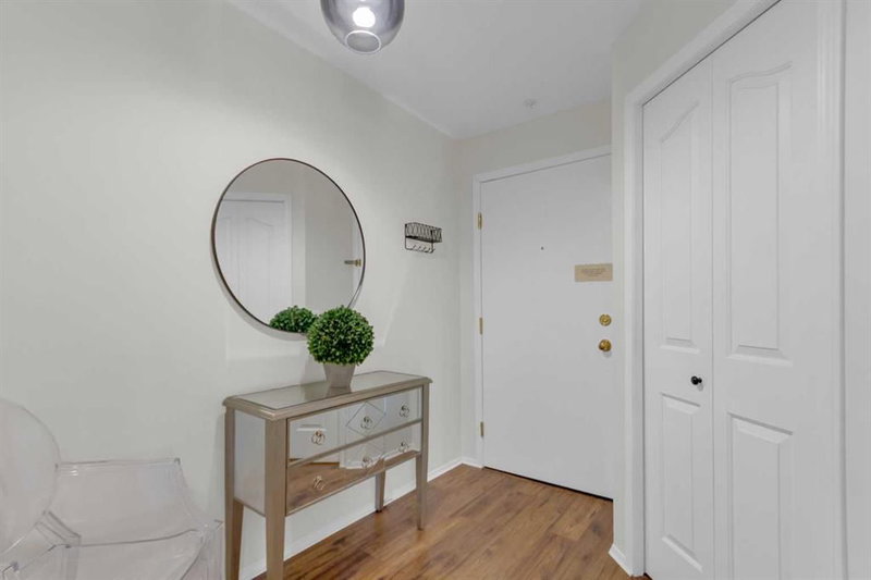 306 - 6000 Somervale Court SW, Calgary, T2Y4J4 | Image 3