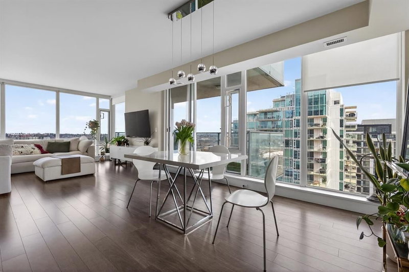 1703 - 510 6 Avenue SE, Calgary, T2G 1L7 | Image 2